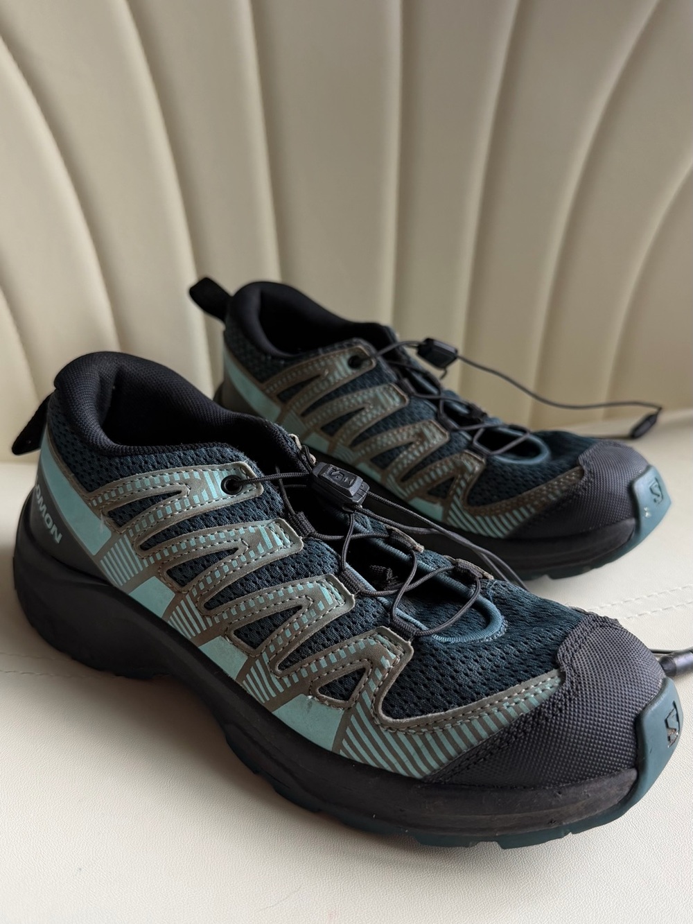 Salomon Women’s Trail Hiking Shoes Contagrip Quicklace Black Teal US 5